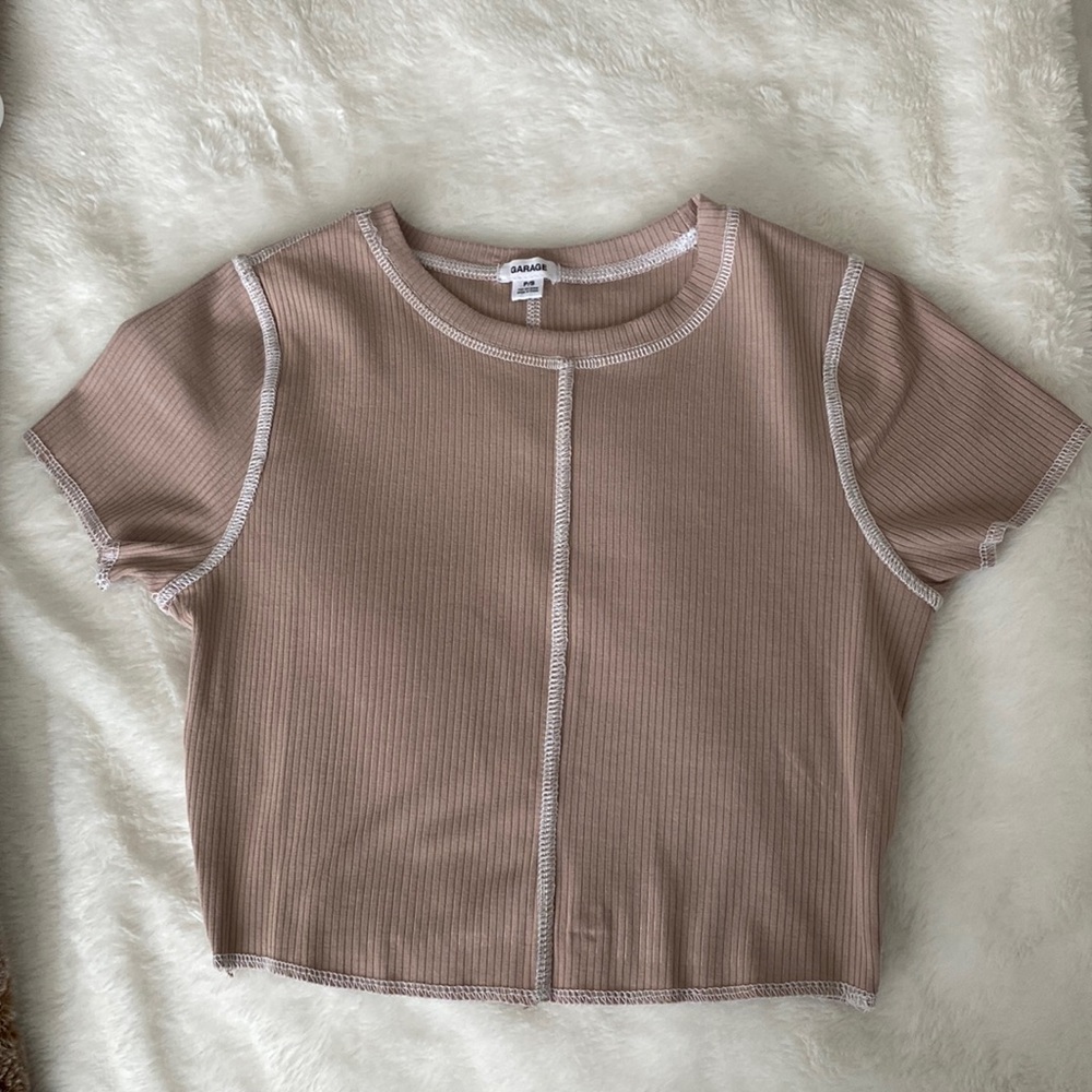 Garage Cream & White Lined Cropped T Shirt!! Size: Small